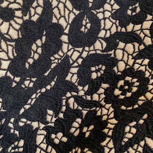 MICHAEL KORS size 4 black over beige floral design pencil skirt , excellent cond - Picture 5 of 7